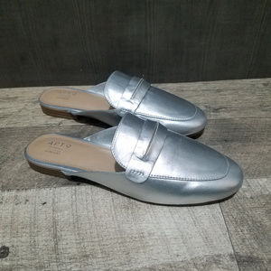Apt. 9 Faux Leather Silver Mules - Size 9